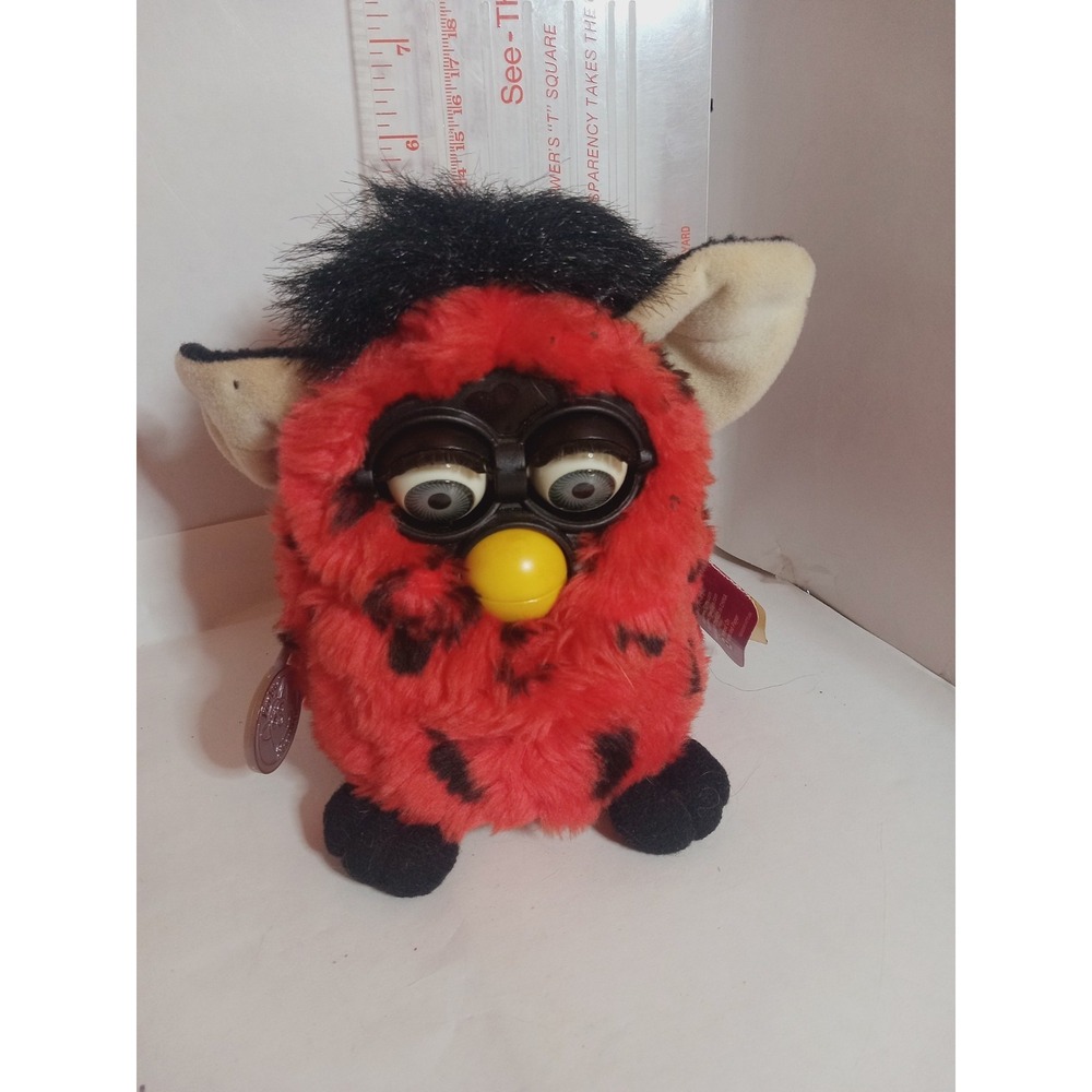 Vintage Tiger Electronics Furby Buddy Ladybug Red Black Plush Model 70-800 1999